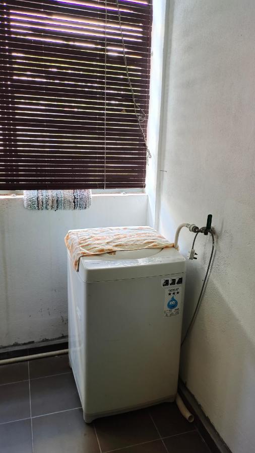 Dadide Guesthouse Alor Gajah Exterior foto